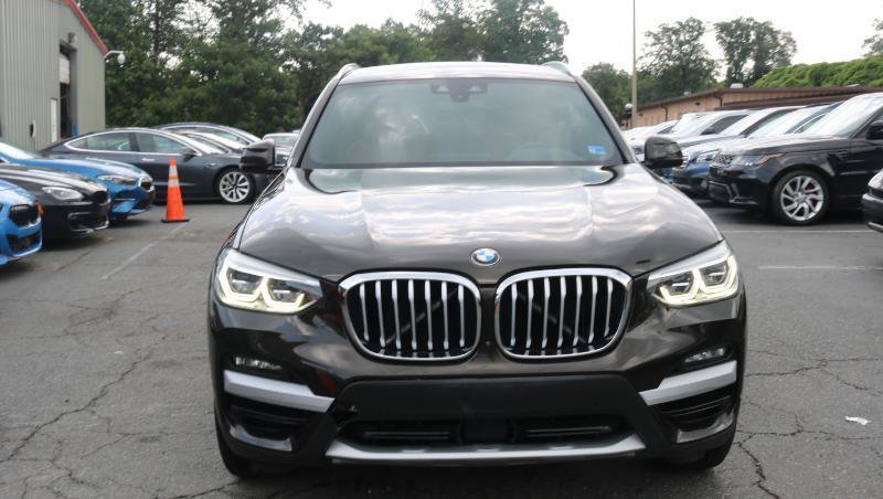 Used 2020 BMW X3 xDrive30e w/ Executive Package AWD/4WD image 2