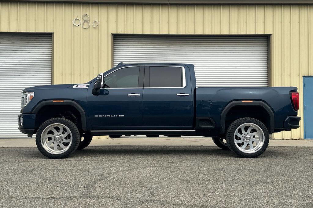 Used 2021 GMC Sierra 2500 Denali w/ Denali Ultimate Package image 4