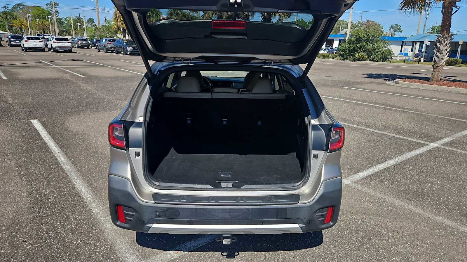 Used 2020 Subaru Outback Limited image 20