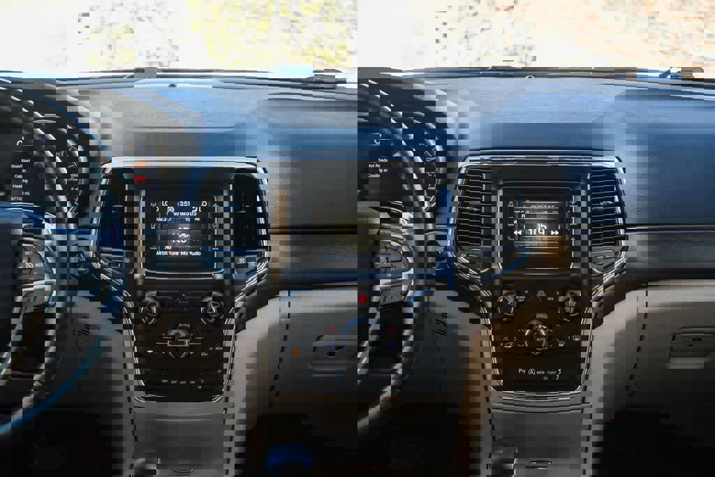 Used 2016 Jeep Grand Cherokee Laredo w/ Quick Order Package 23E image 13