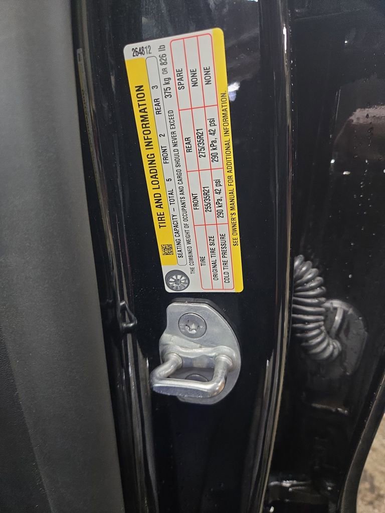 Used 2024 Tesla Model Y Performance image 6