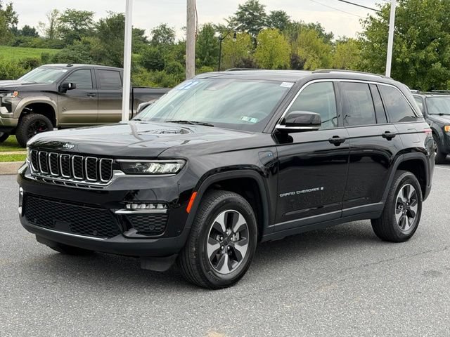 Used 2022 Jeep Grand Cherokee Limited 4xe w/ Luxury Tech Group II AWD/4WD image 10