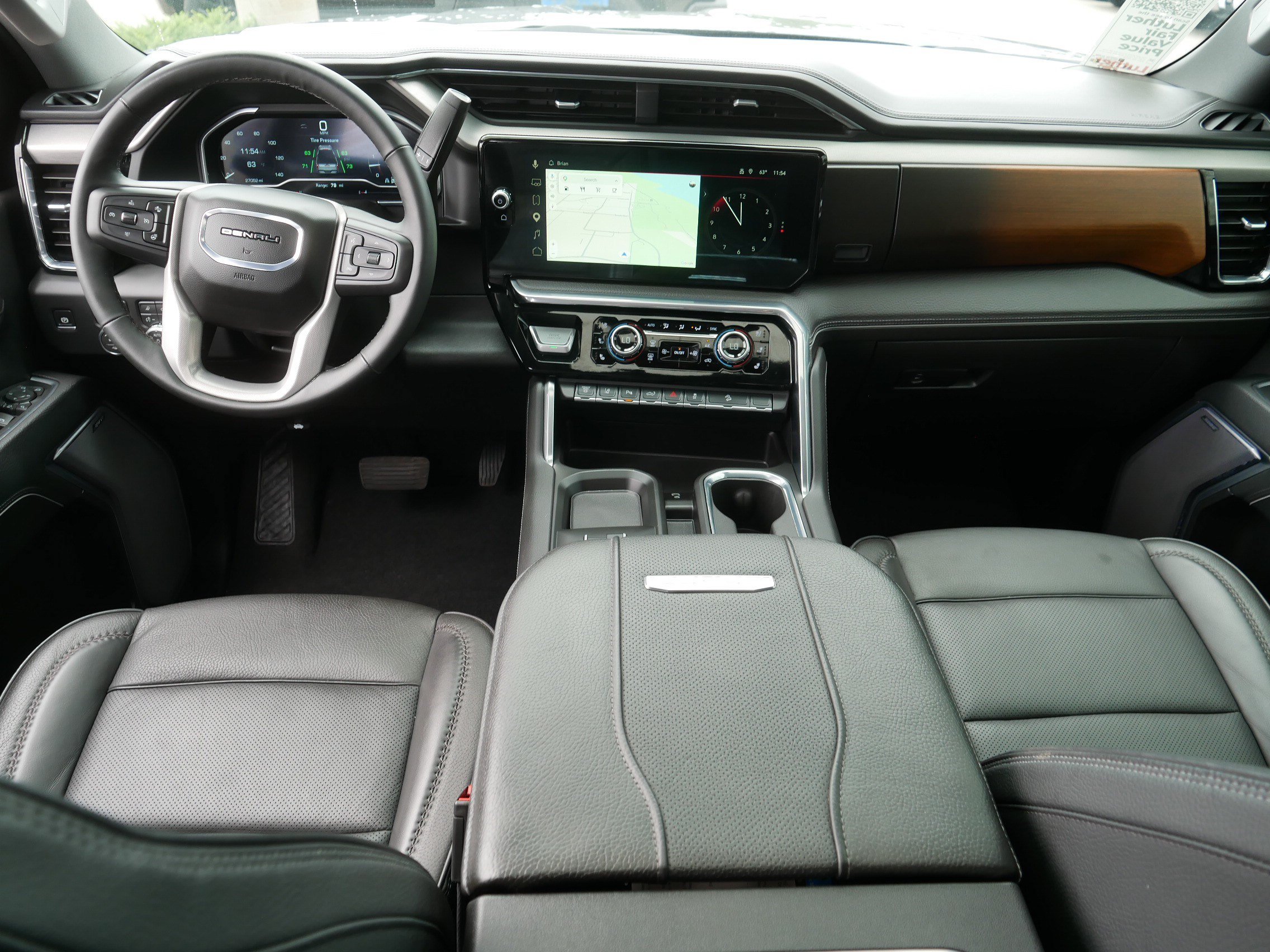 Used 2025 GMC Sierra 3500 Denali w/ Denali Reserve Package AWD/4WD image 10