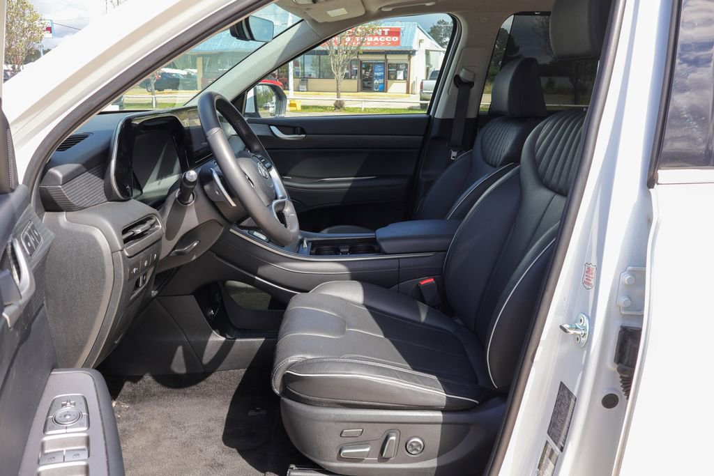 Used 2025 Hyundai Palisade Limited image 6
