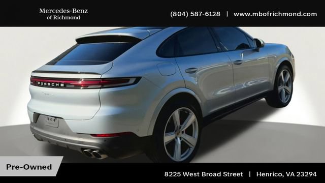 Used 2024 Porsche Cayenne S AWD/4WD image 2