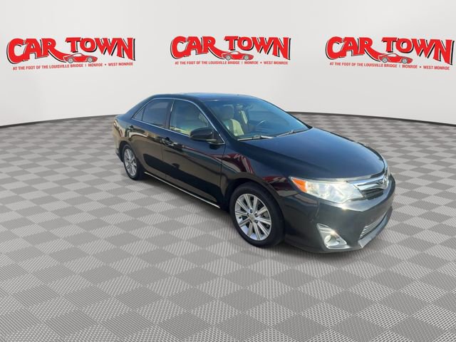 Used 2012 Toyota Camry XLE image 2