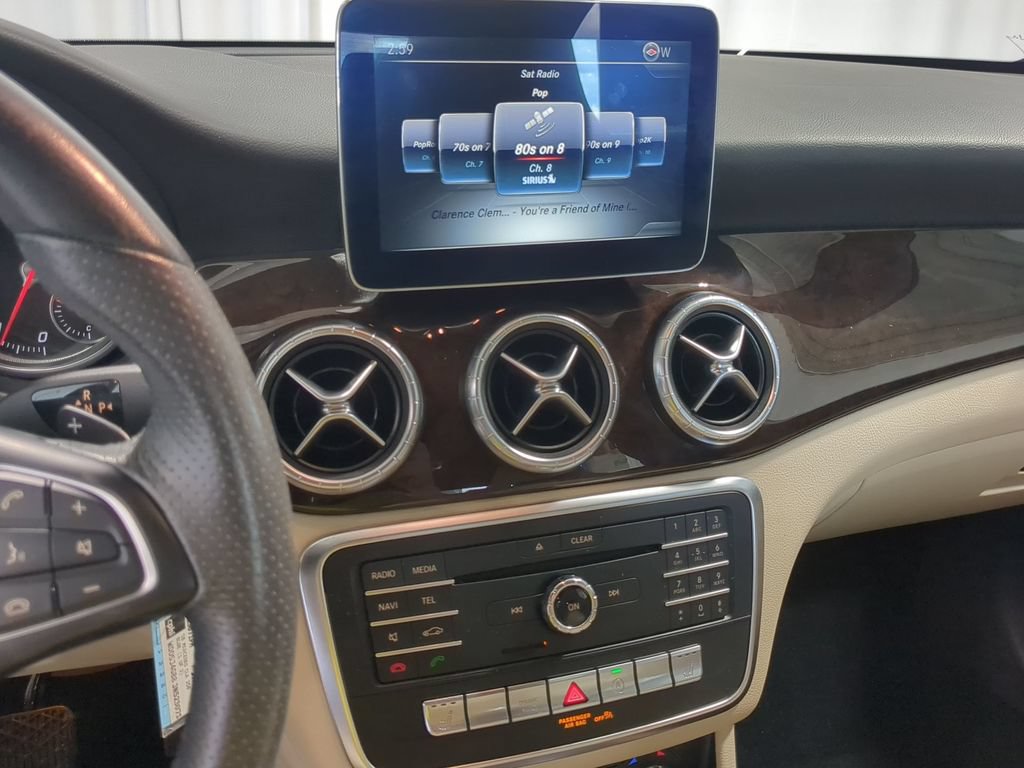 Used 2018 Mercedes-Benz CLA 250 4MATIC image 30
