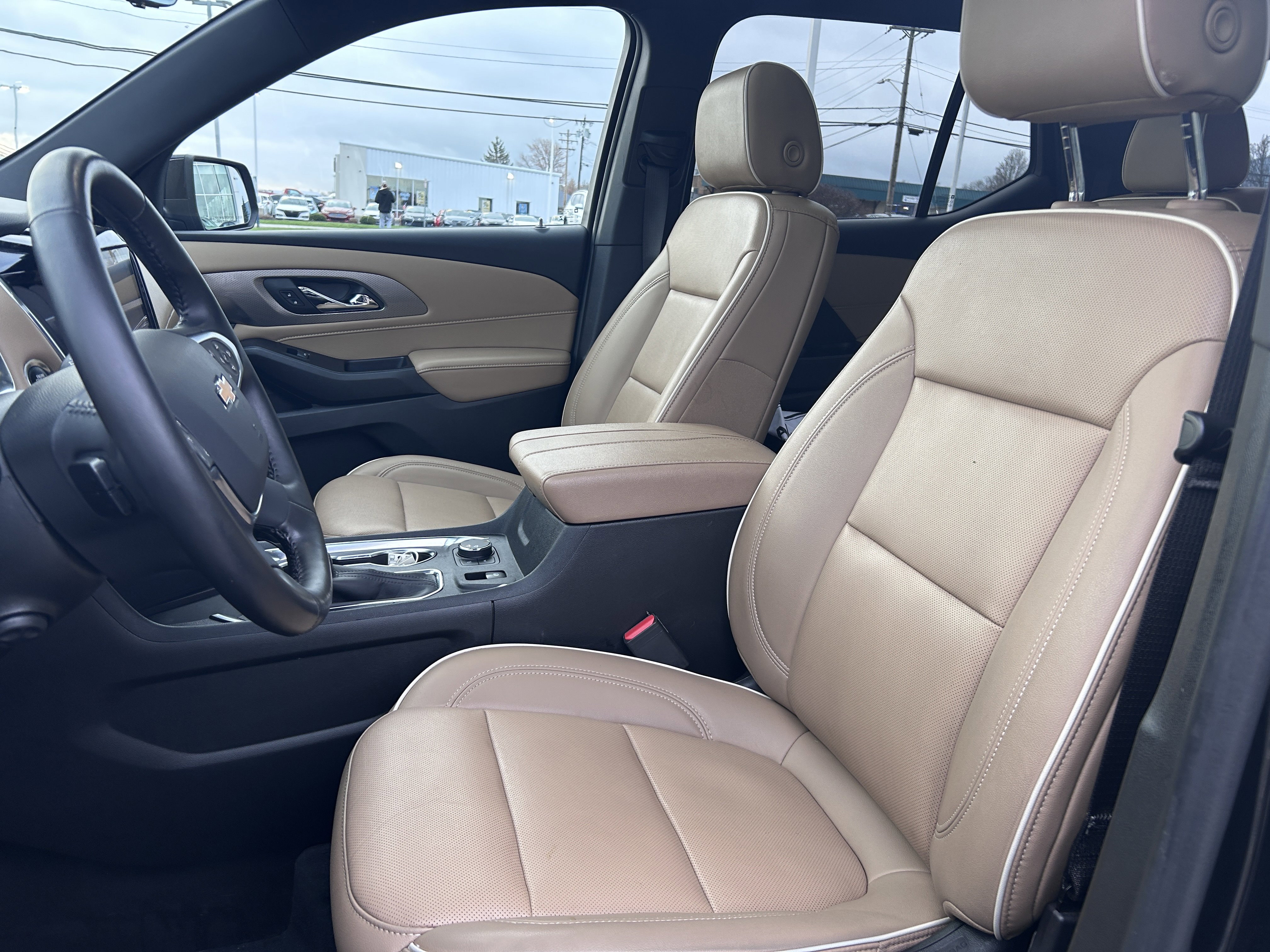 Used 2022 Chevrolet Traverse Premier w/ LPO, Floor Liner Package image 23