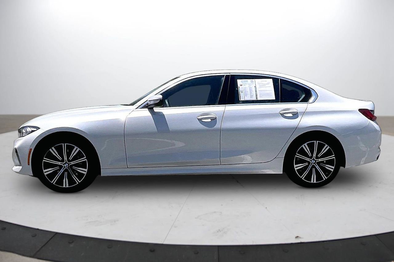 Used 2025 BMW 330i xDrive Sedan AWD/4WD image 5