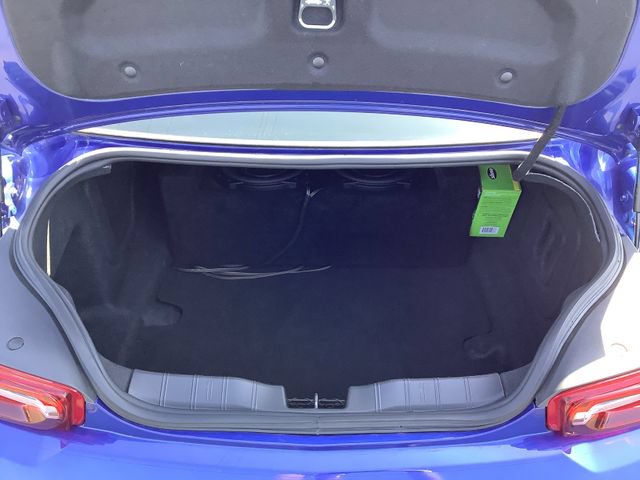 Used 2022 Chevrolet Camaro LT RWD image 24