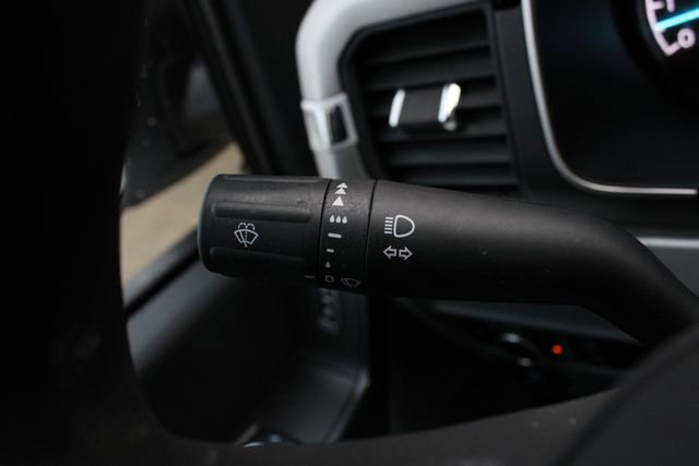 Used 2023 Ford F150 XL image 11