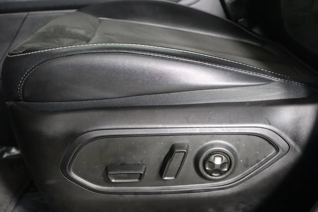 Used 2023 Jeep Grand Cherokee L Laredo AWD/4WD image 24