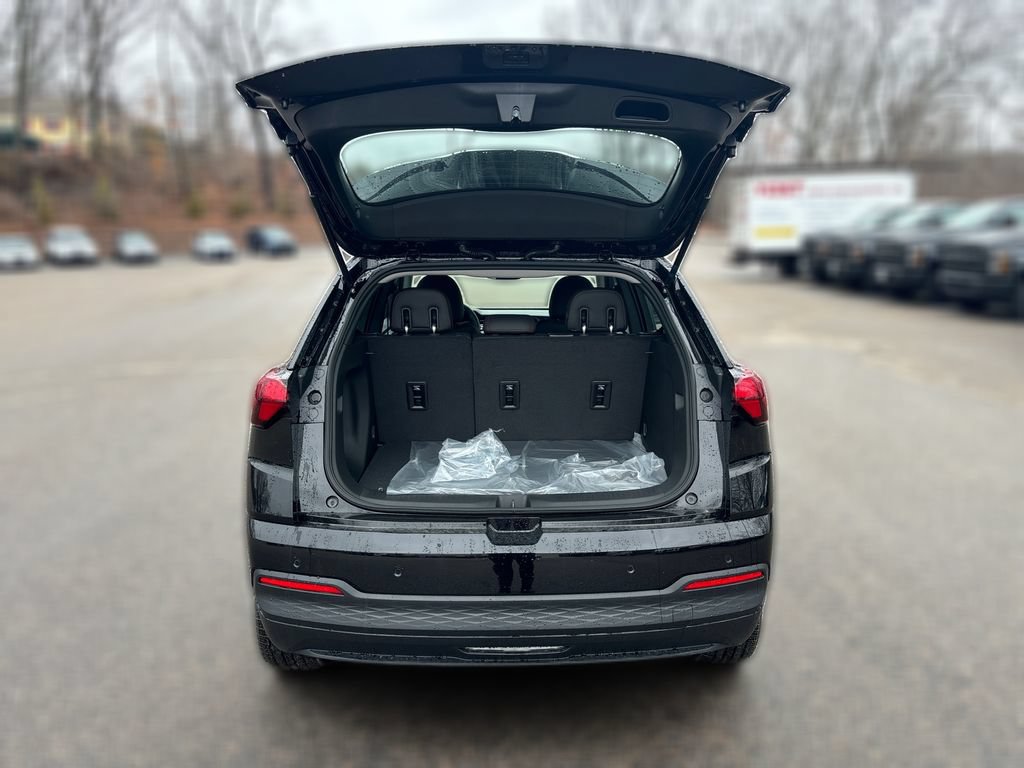 New 2027 Chevrolet Bolt RS FWD image 12