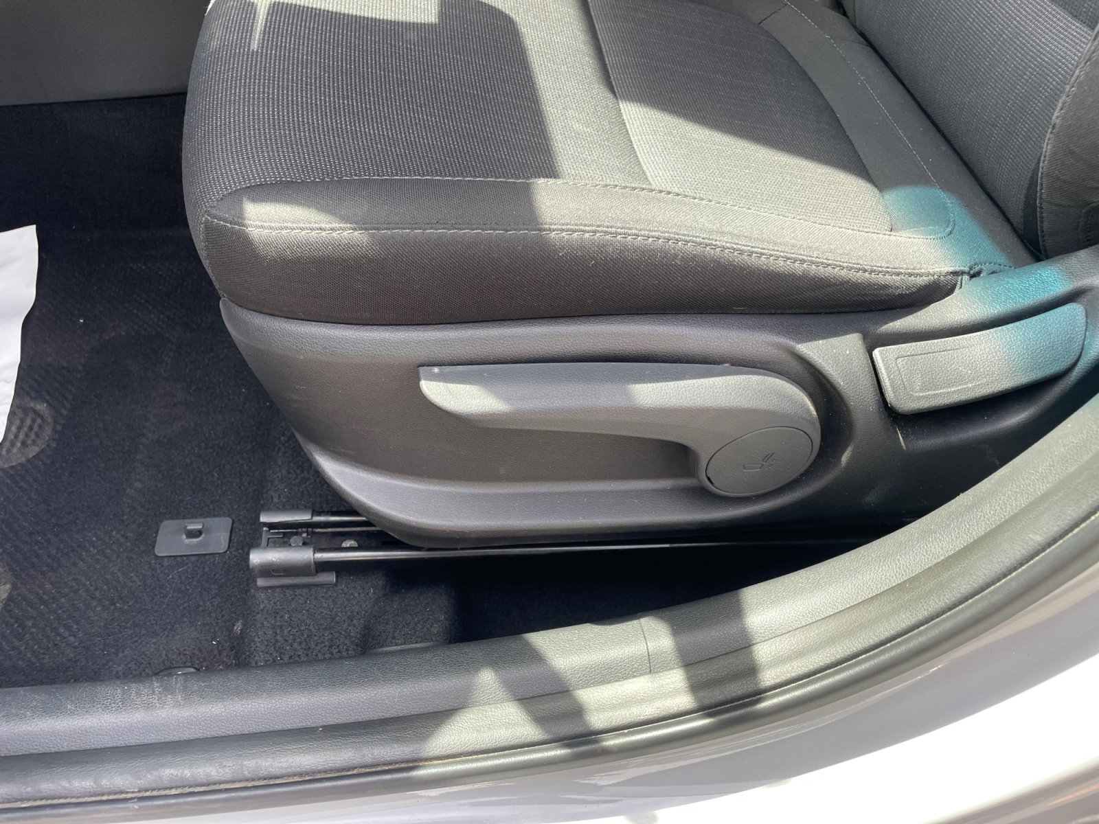 Used 2022 Hyundai Kona SEL image 13