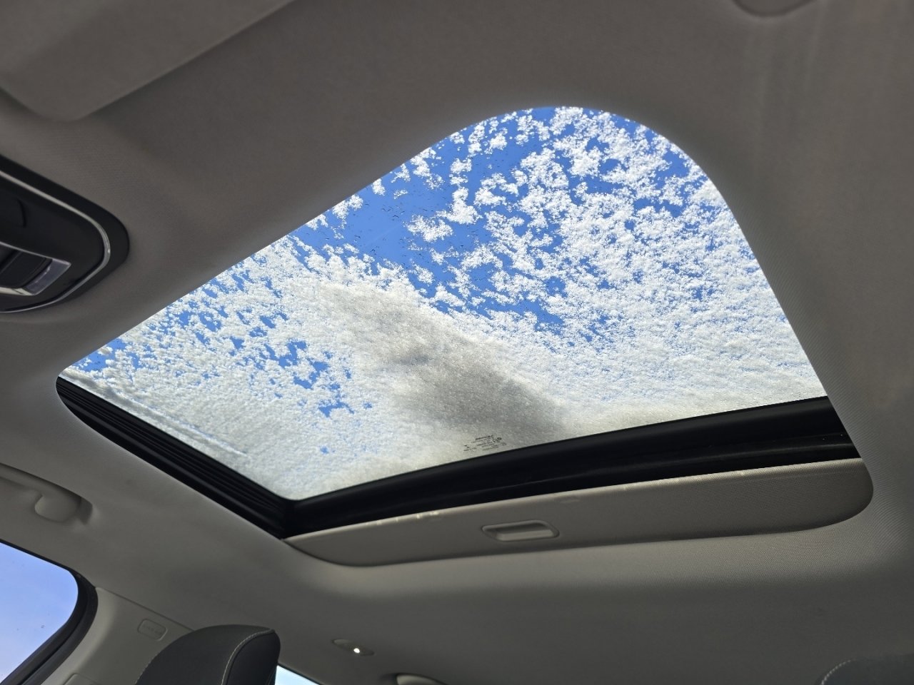 Used 2022 Jeep Grand Cherokee L Laredo w/ Luxury Tech Group I image 3