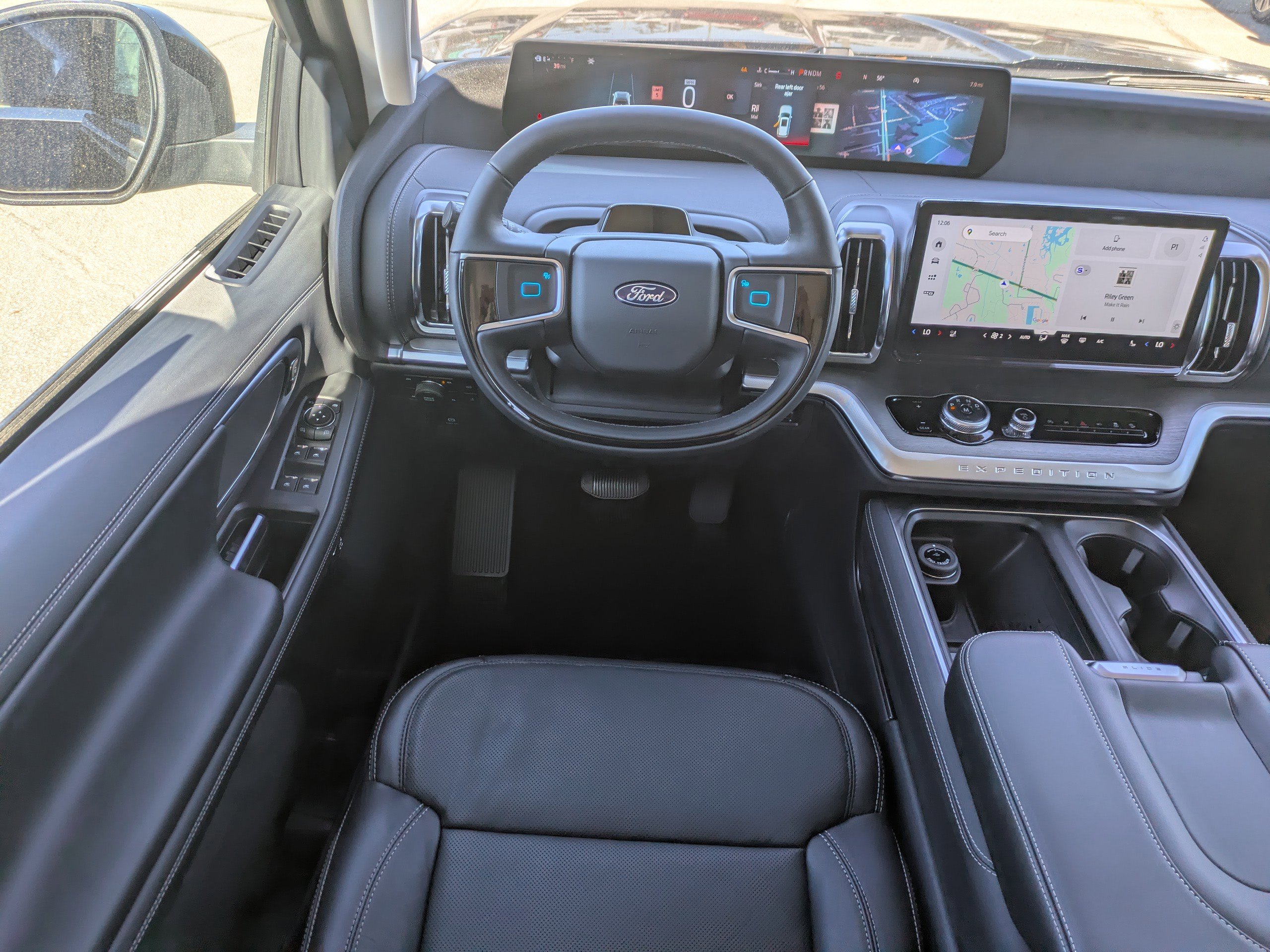 New 2025 Ford Expedition Platinum w/ Driver's Package image 19