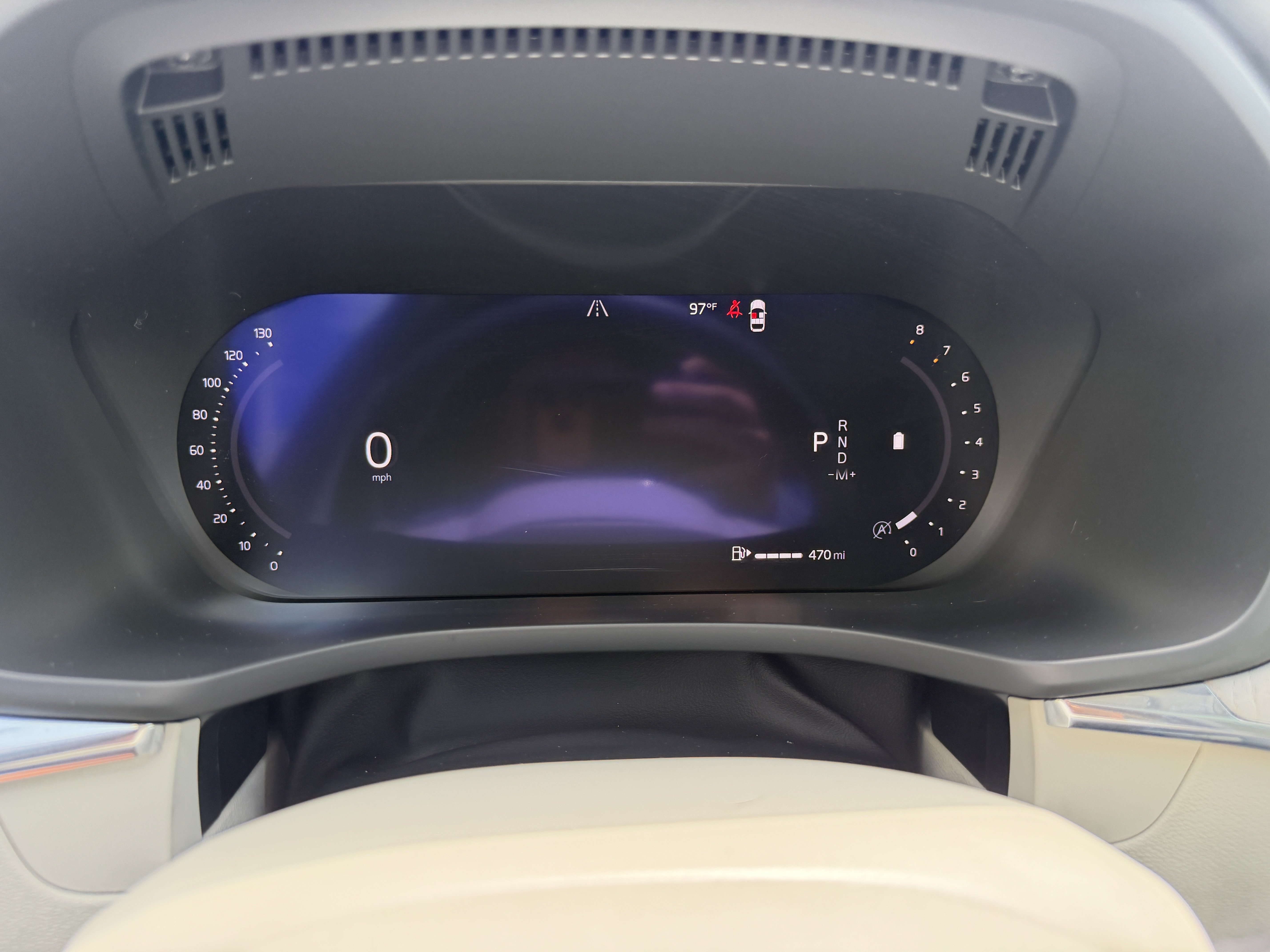 Certified 2024 Volvo XC60 B5 Plus w/ Protection Package Premier AWD/4WD image 32