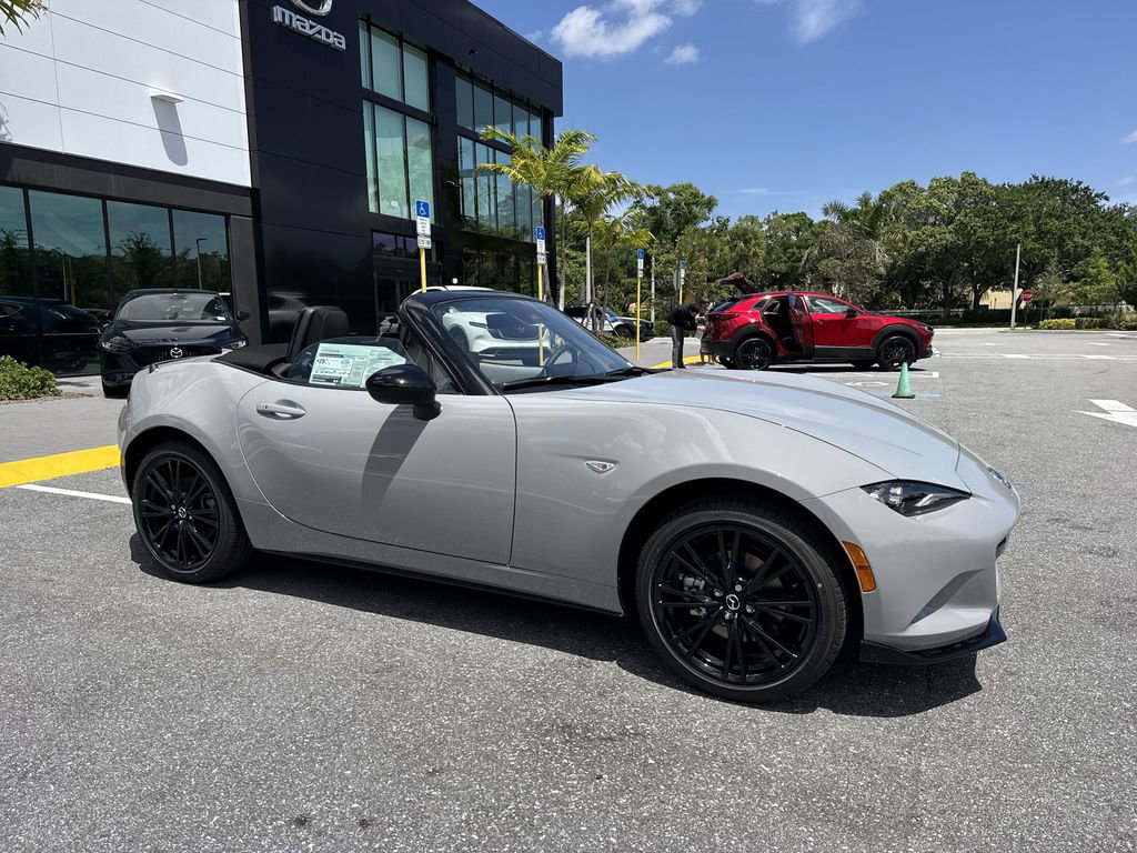 New 2026 MAZDA MX-5 Miata Club w/ Interior Package image 6
