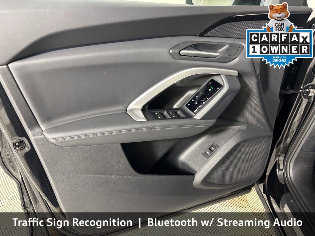 Certified 2025 Audi Q5 Premium w/ Convenience Package AWD/4WD image 13