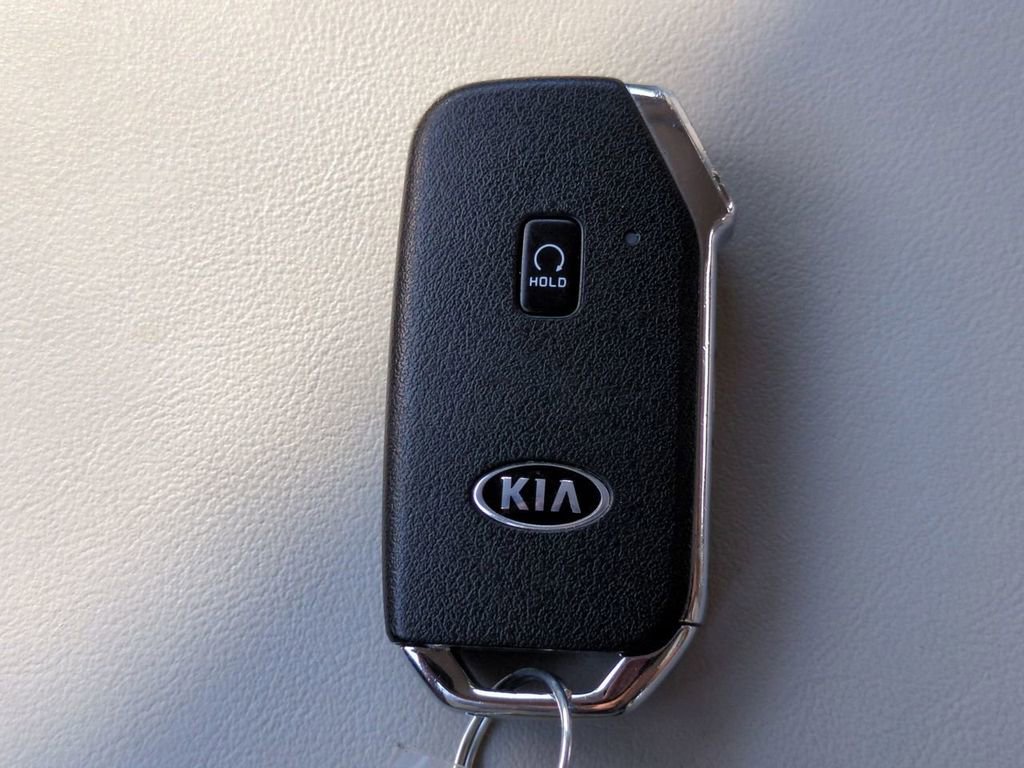 Used 2021 Kia Sorento SX image 31