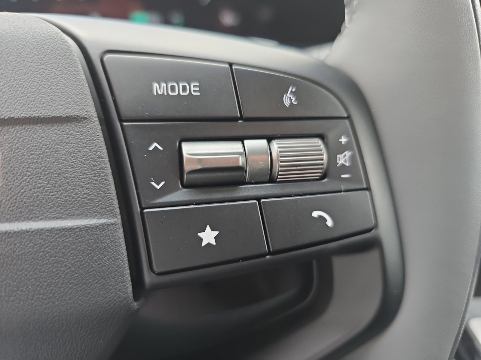 New 2025 Kia EV6 Wind image 19