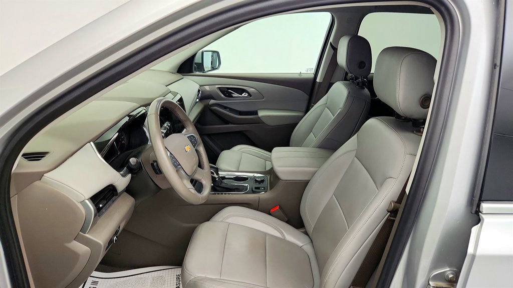 Used 2021 Chevrolet Traverse LT AWD/4WD image 18
