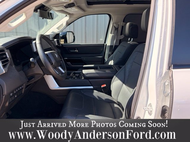 Used 2024 Toyota Tundra Limited AWD/4WD image 10