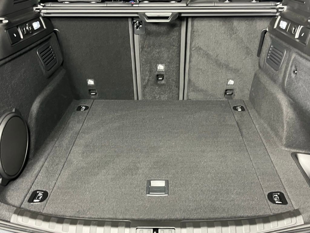 Used 2024 Alfa Romeo Stelvio Veloce image 32