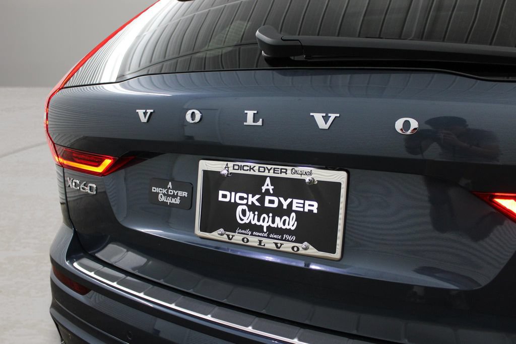 New 2026 Volvo XC60 B5 Plus w/ Protection Package Premier AWD/4WD image 33