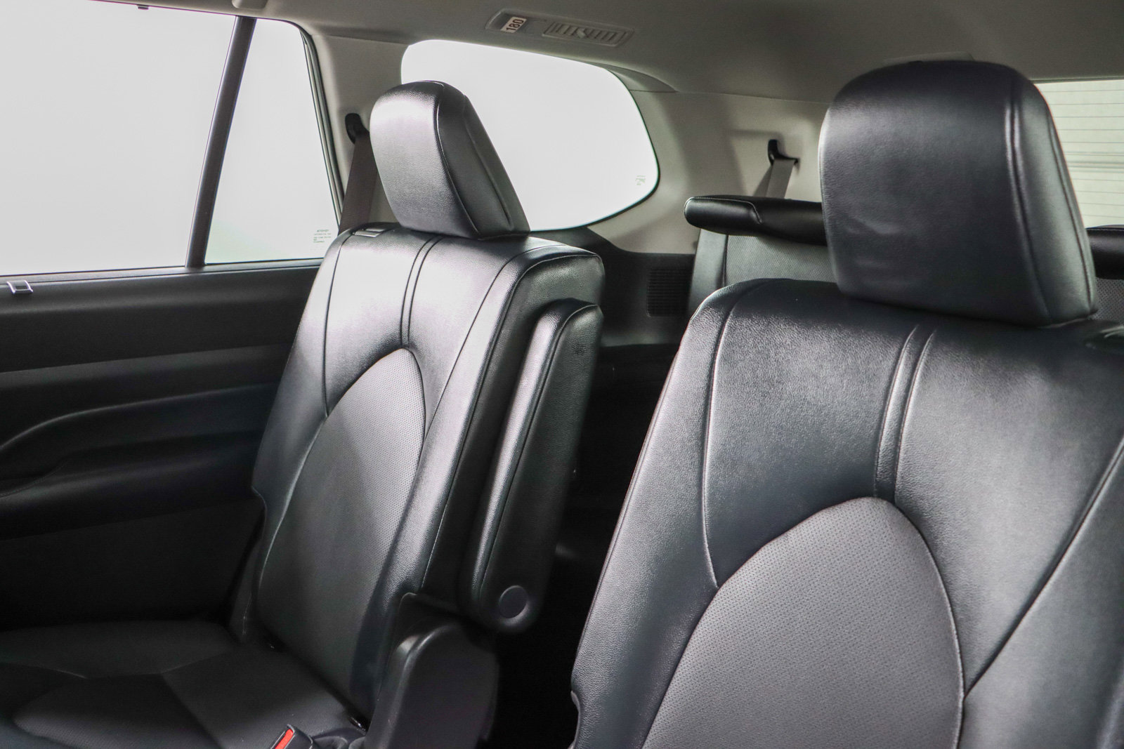 Used 2024 Toyota Grand Highlander XLE image 24