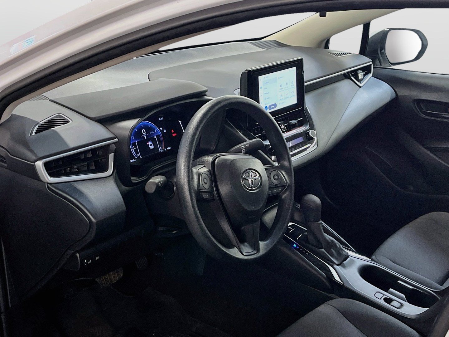 Used 2026 Toyota Corolla LE FWD image 9