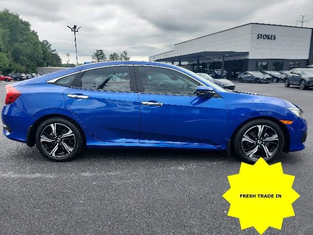 Used 2017 Honda Civic Touring image 8