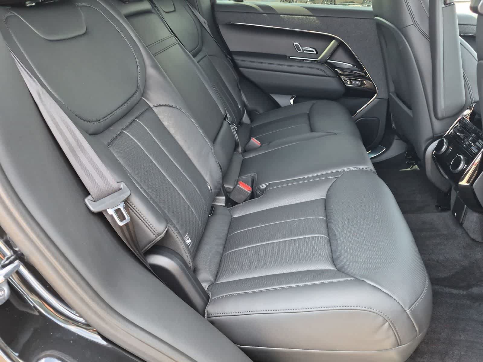 New 2026 Land Rover Range Rover Sport Dynamic SE AWD/4WD image 21