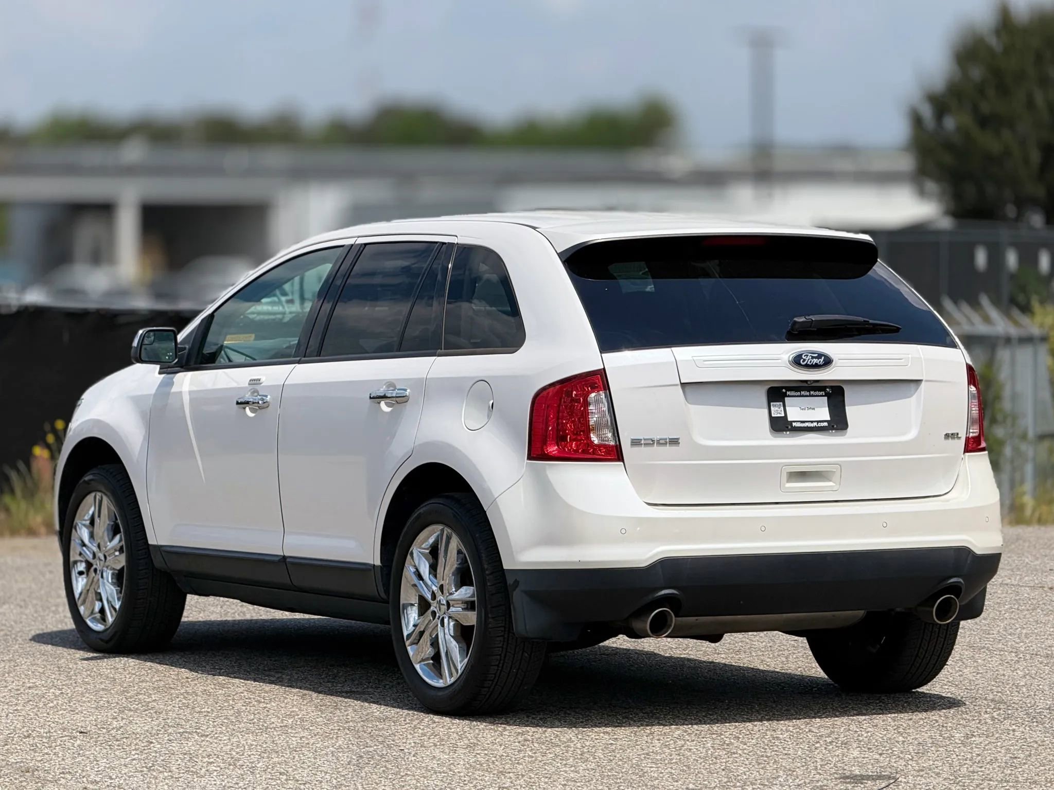 Used 2013 Ford Edge SEL FWD image 10