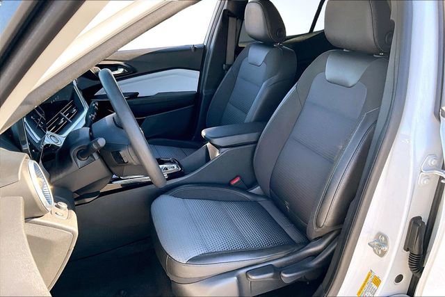 Used 2024 Chevrolet Trax LT image 20