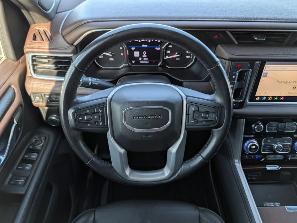 Used 2021 GMC Yukon XL Denali w/ Denali Premium Package RWD image 19