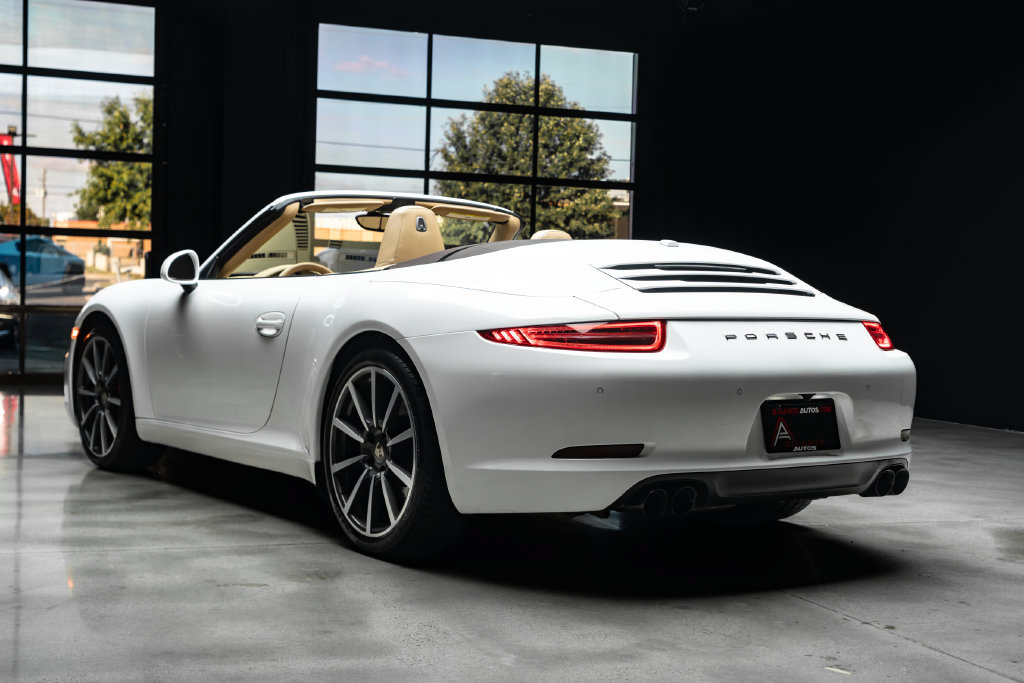 Used 2012 Porsche 911 Carrera RWD image 17