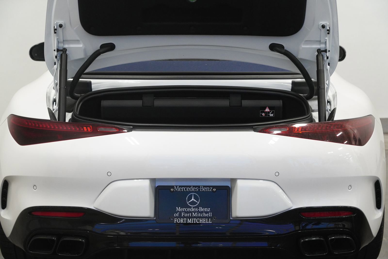 New 2026 Mercedes-Benz SL 63 AMG 4MATIC image 40