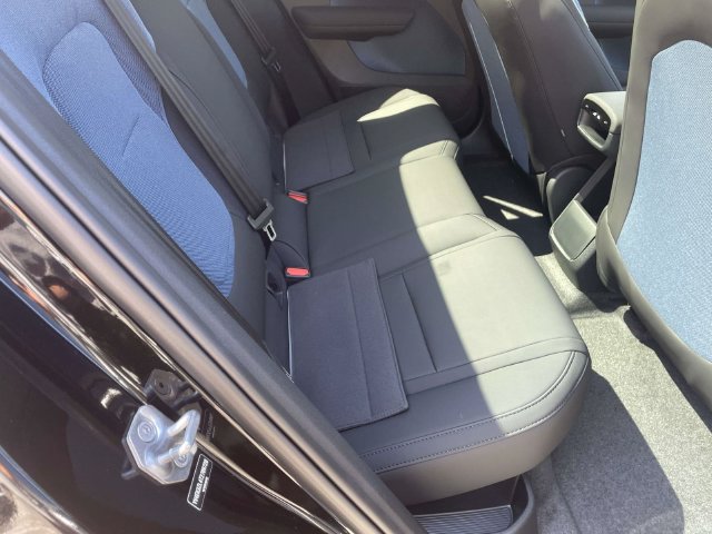 New 2026 Volvo EX30 Ultra w/ Protection Package Premier AWD/4WD image 18