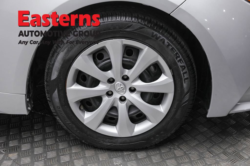 Used 2023 Toyota Corolla LE image 30