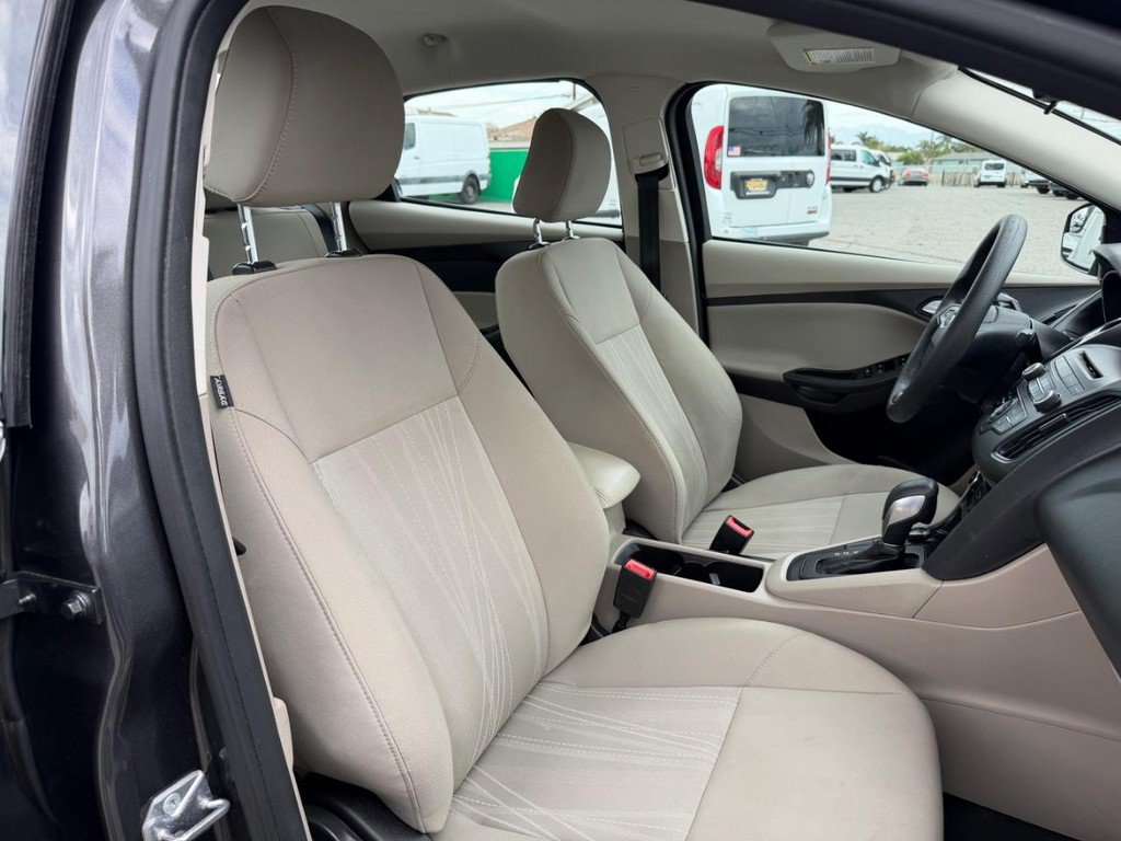 Used 2017 Ford Focus SE FWD image 22