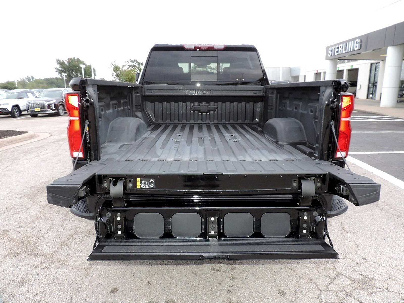 Certified 2026 Chevrolet Silverado 2500 ZR2 w/ LPO, Dark Essentials Package AWD/4WD image 14