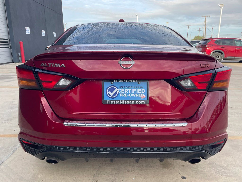 Used 2023 Nissan Altima 2.5 SR w/ SR Premium Package FWD image 4