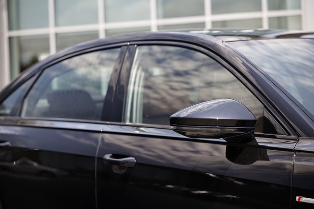 New 2025 Audi A8 L 3.0T image 5