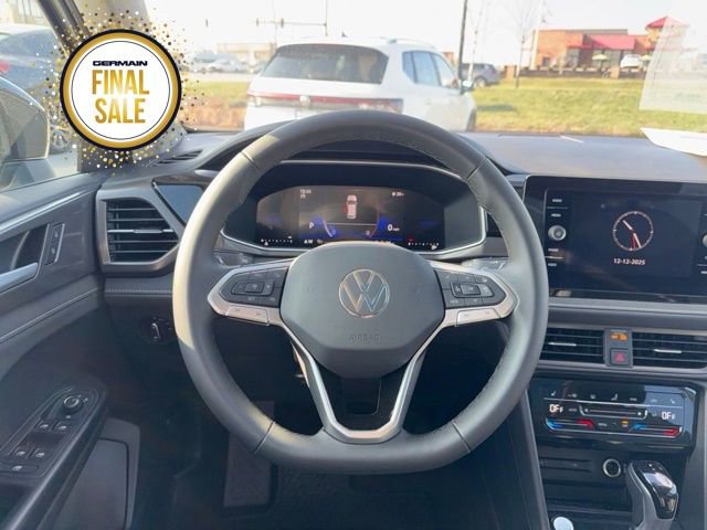 New 2026 Volkswagen Taos SE image 17
