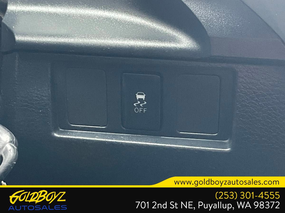 Used 2019 Toyota Tundra SR5 AWD/4WD image 25