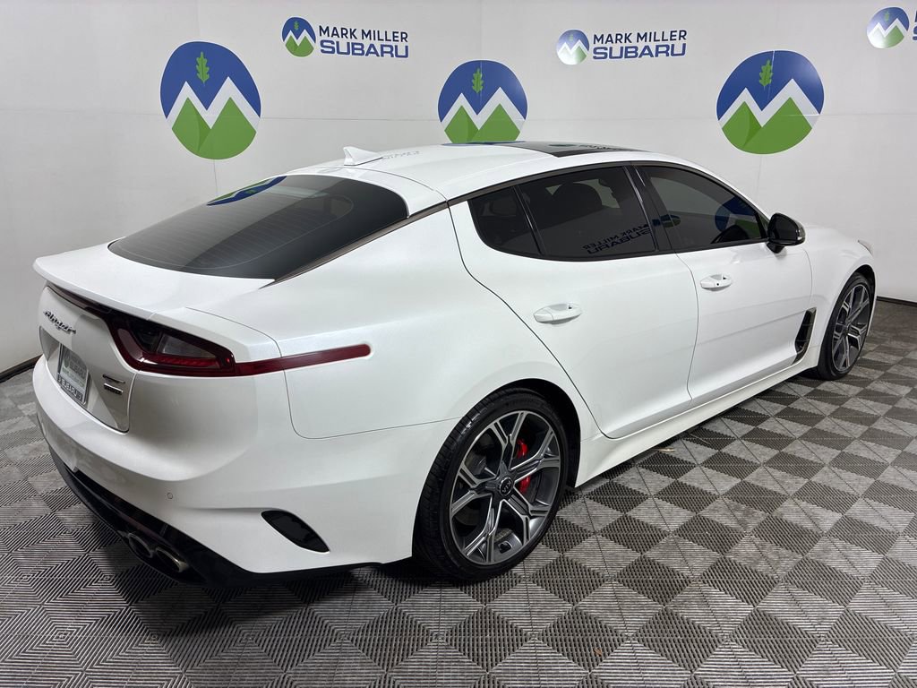 Used 2020 Kia Stinger GT1 image 10