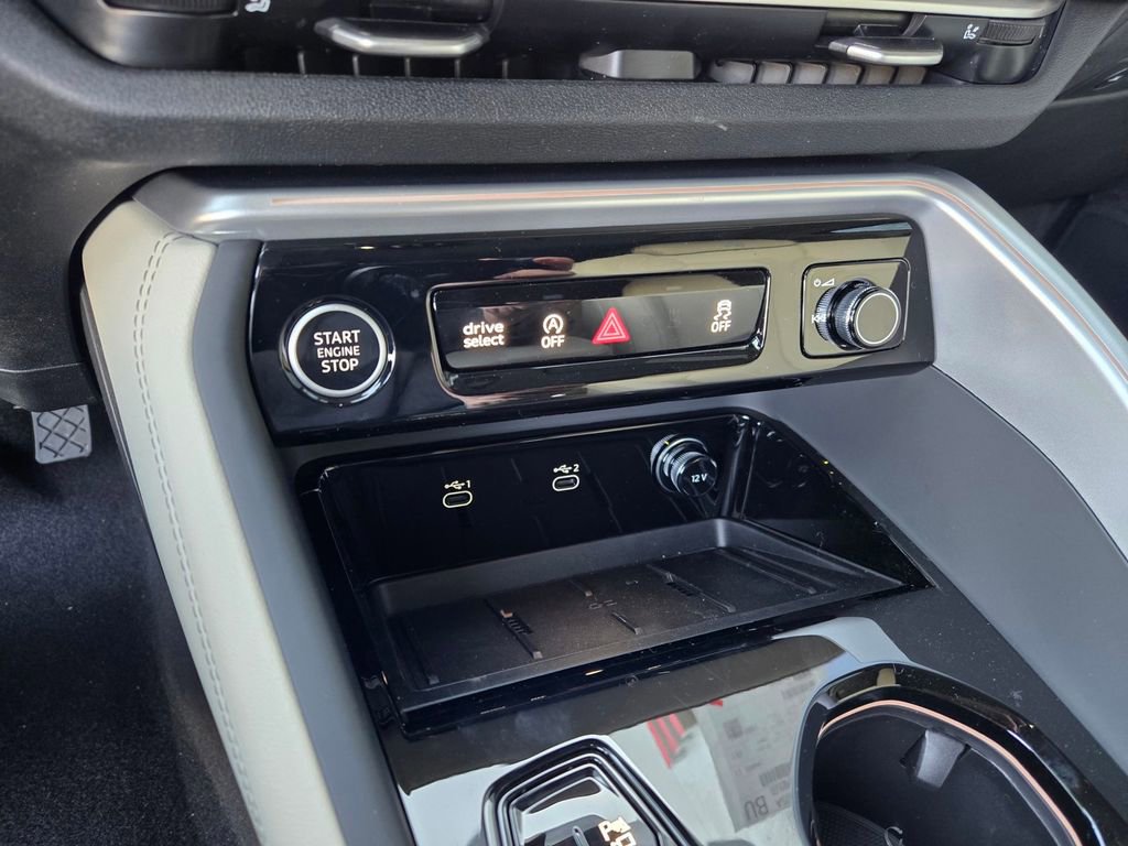 New 2025 Audi Q5 Premium Plus image 23