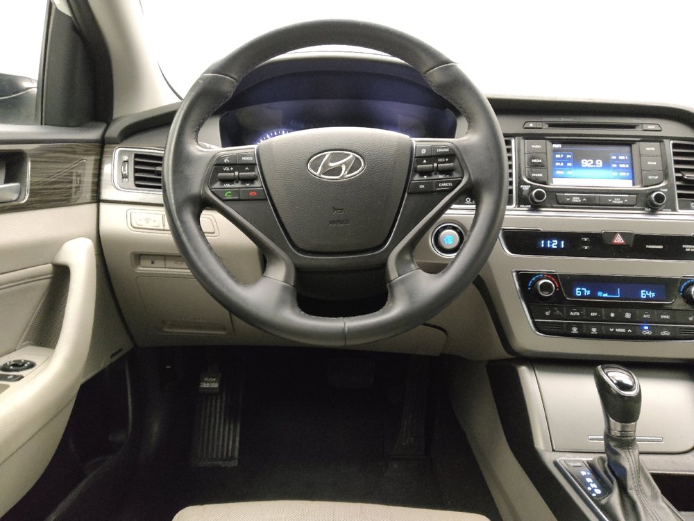 Used 2015 Hyundai Sonata Limited image 22