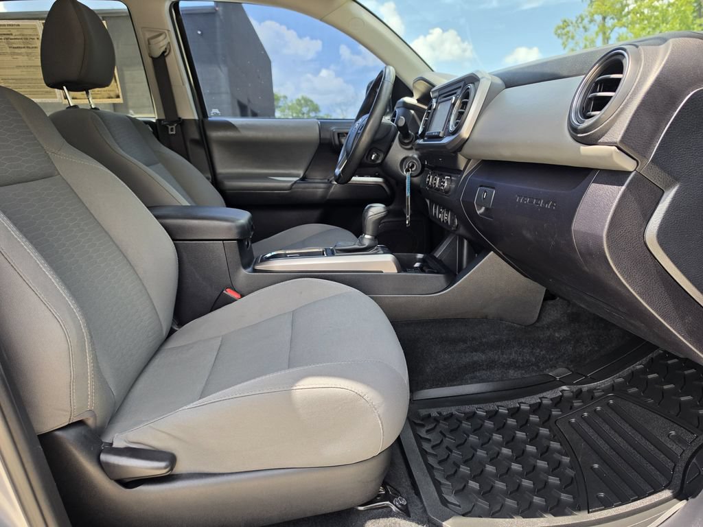 Used 2019 Toyota Tacoma SR5 RWD image 19